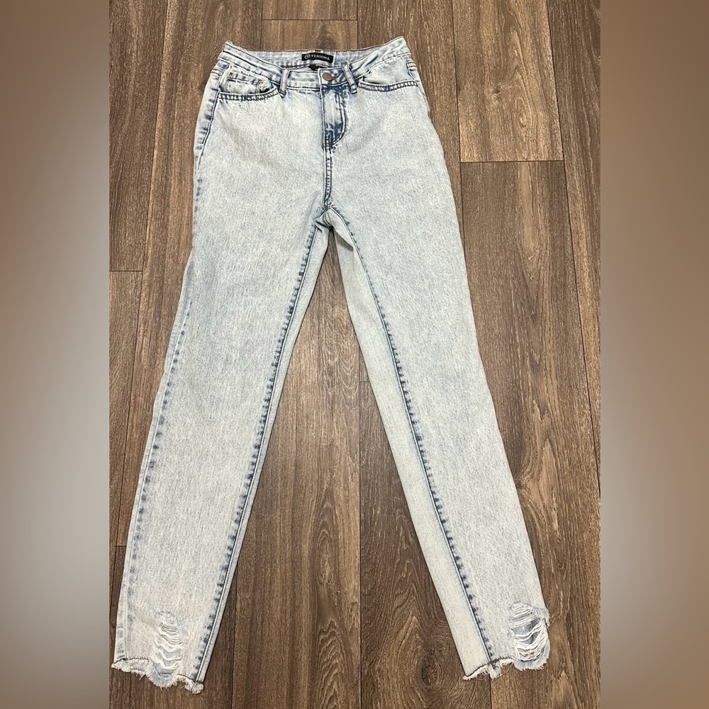 Versona Light Blue Jeans